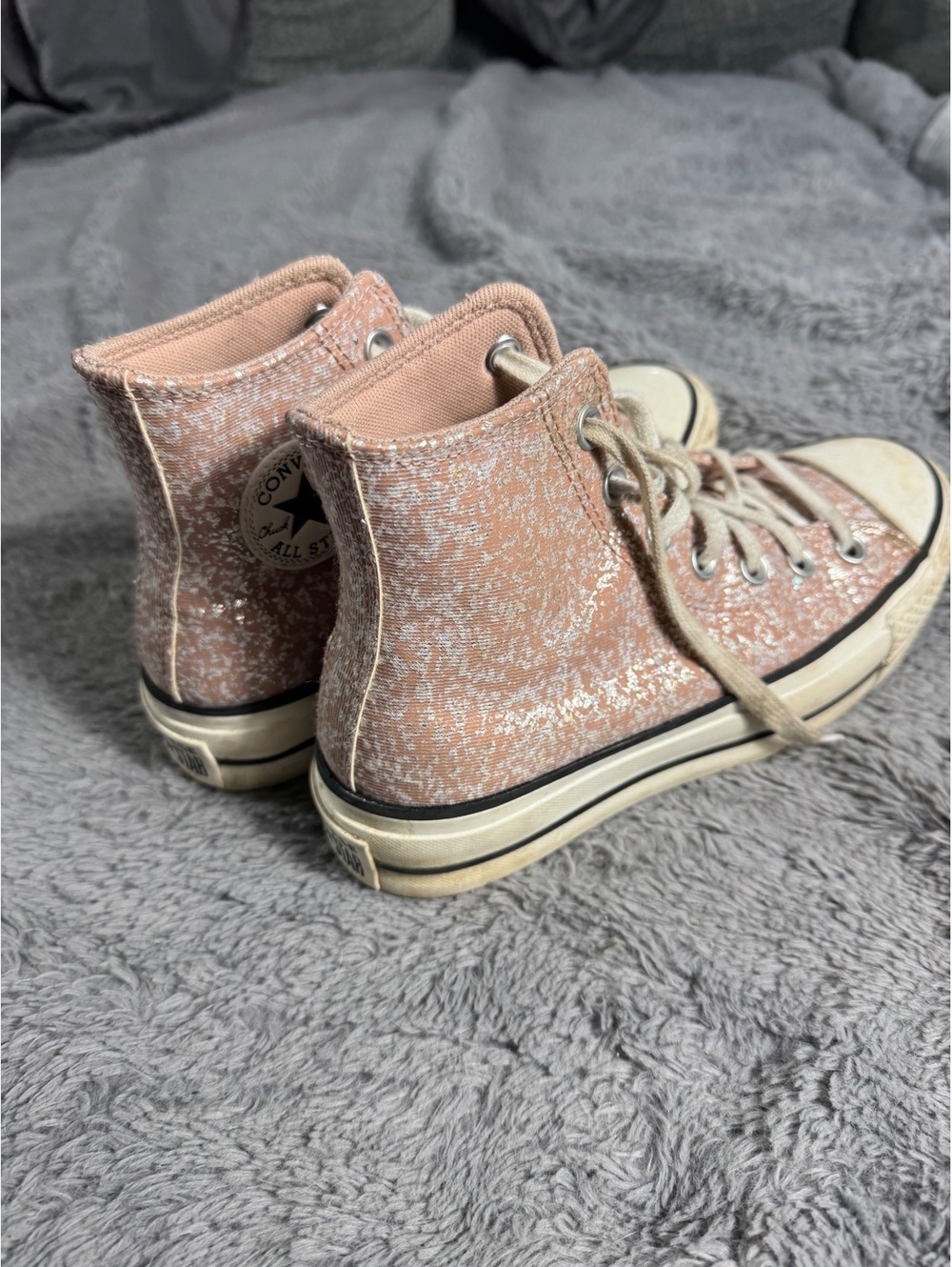 Converse Chuck Taylor All Star High Top Sneakers Size 6 Women - Picture 2 of 6
